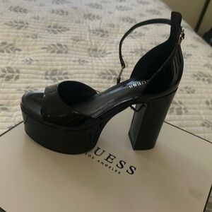 Guess heels black patent